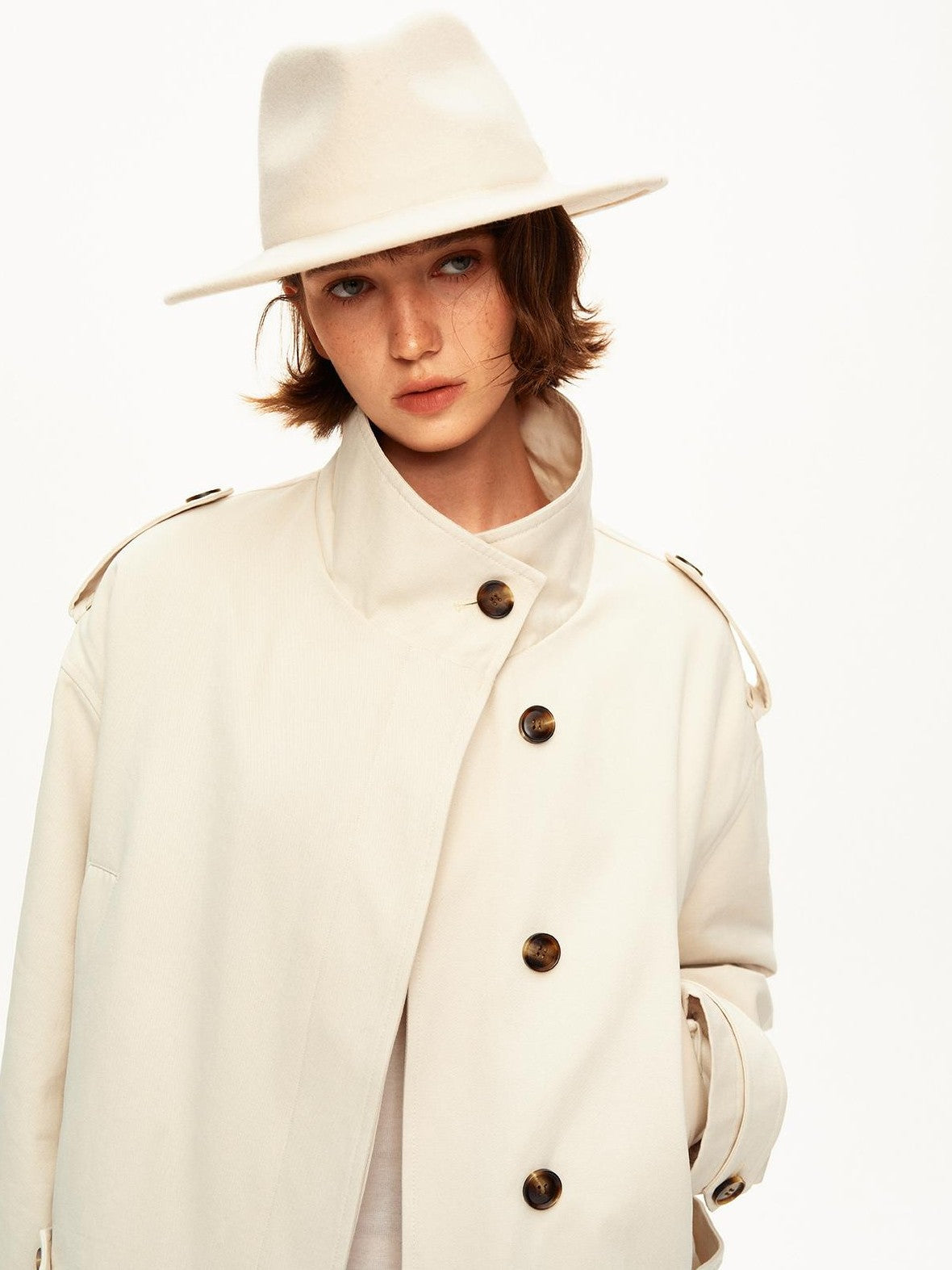 STRIKE A POSE Color Block Detachable Faux Fur Collar Cotton Women&