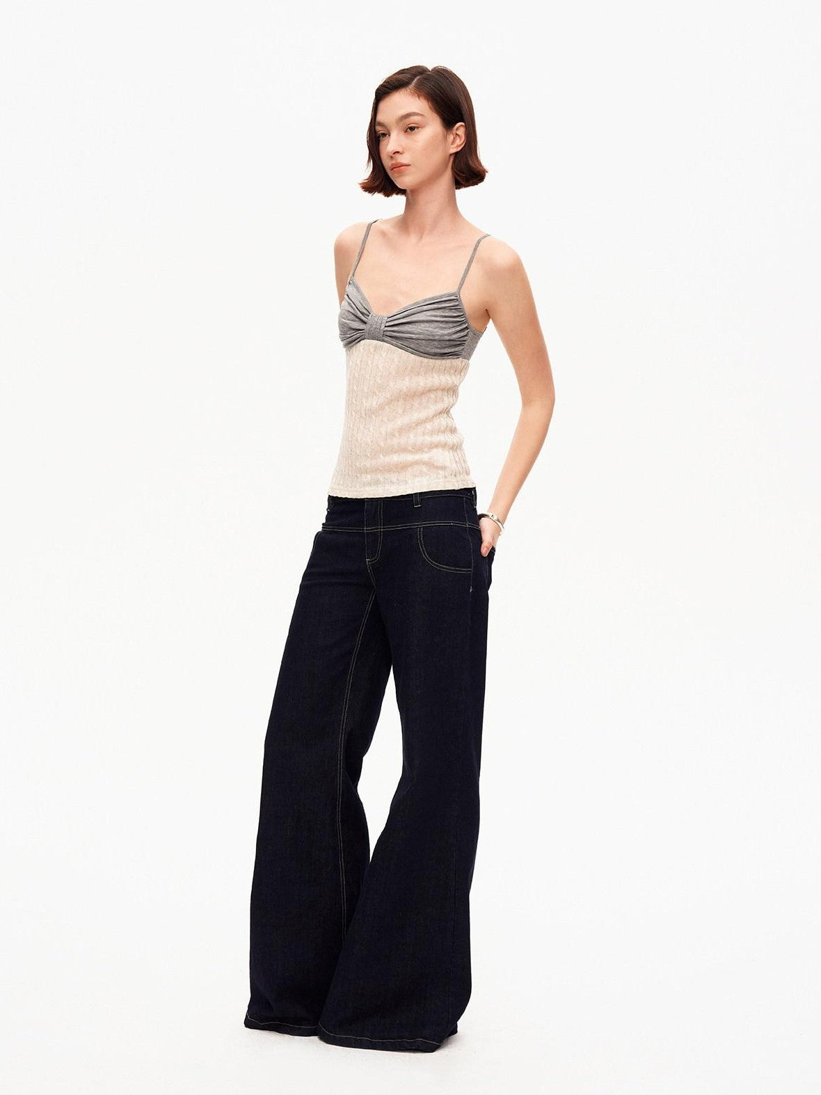 STRIKE A POSE Colorblock Cable Knit V-neck Slim Women&