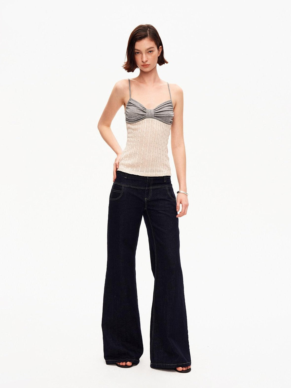 STRIKE A POSE Colorblock Cable Knit V-neck Slim Women&