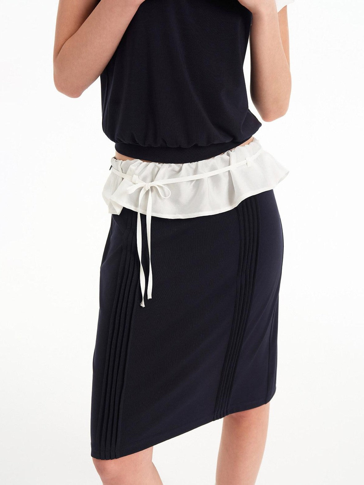 STRIKE A POSE Colorblock Cinched Waist Polo Women&