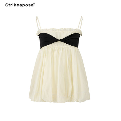 STRIKE_A_POSE_Contrast_Knot_Ruffle_Hem_Bandeau_Button_Detail_Women&