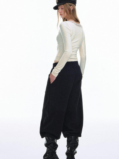 STRIKE A POSE Cropped Lace Twist Knot Square Neck Women&