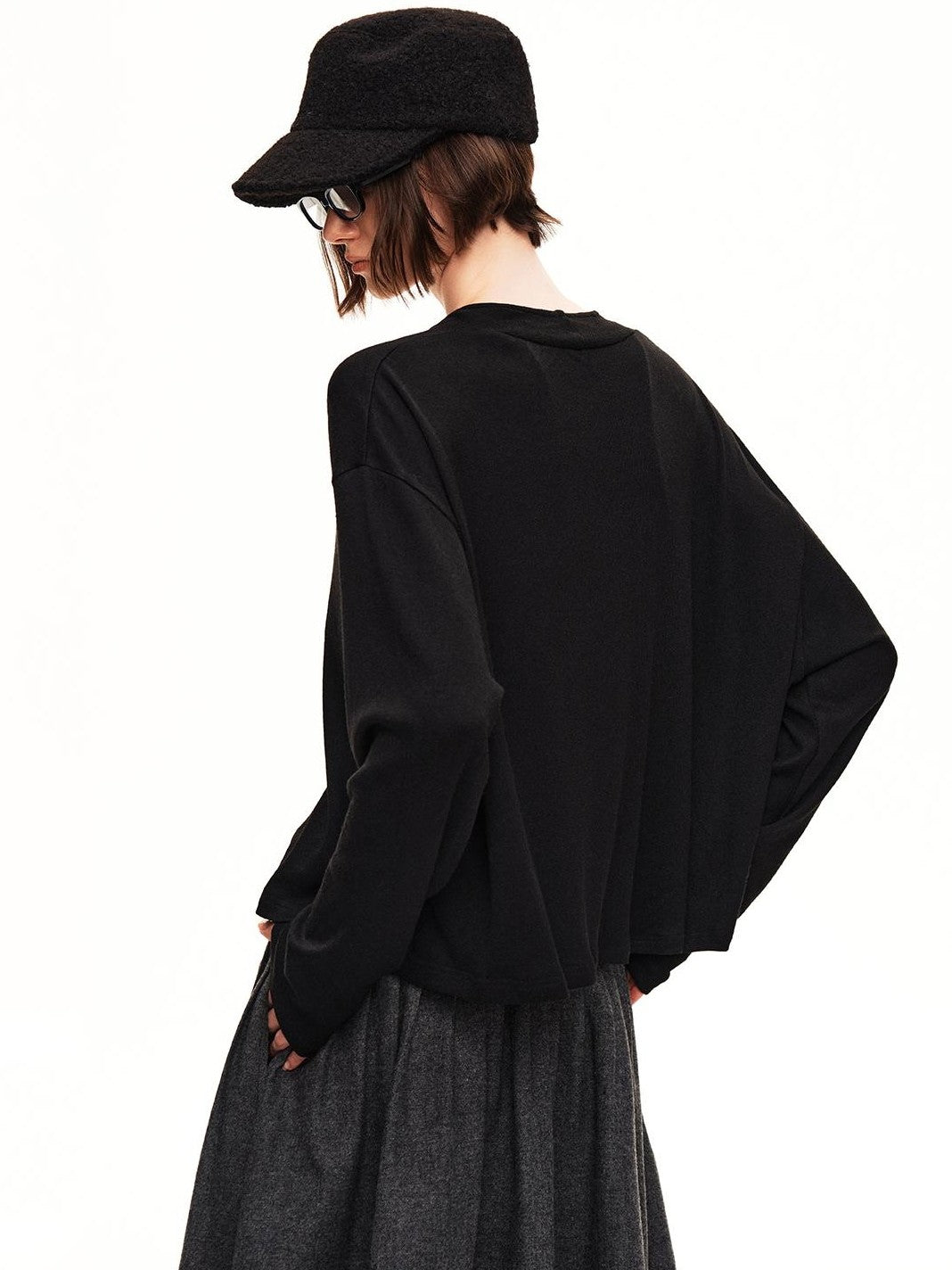 STRIKE A POSE Cross Wrap V-neck Knit Women&