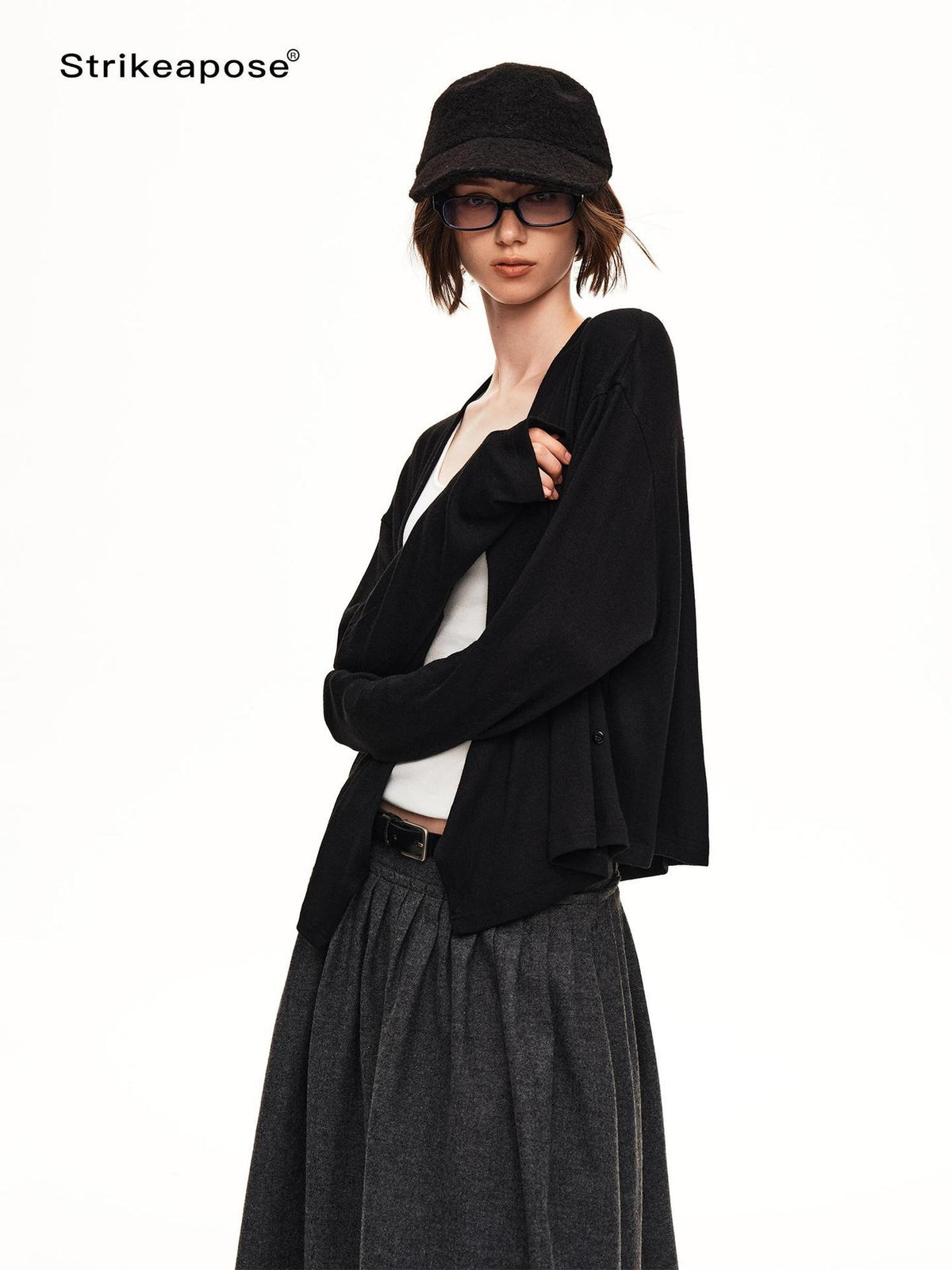 STRIKE A POSE Cross Wrap V-neck Knit Women&