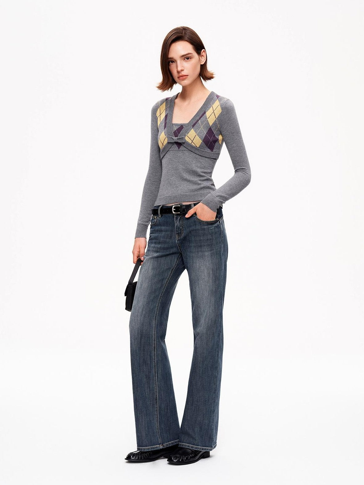 STRIKE A POSE Diamond Argyle V-neck Color Block Slim Fit Knit Women&