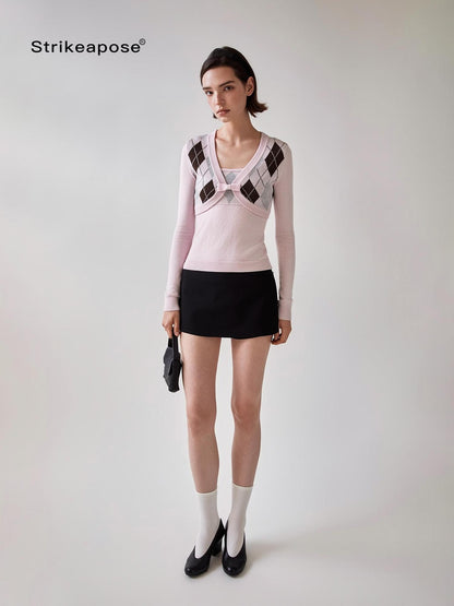 STRIKE A POSE Diamond Argyle V-neck Color Block Slim Fit Knit Women&