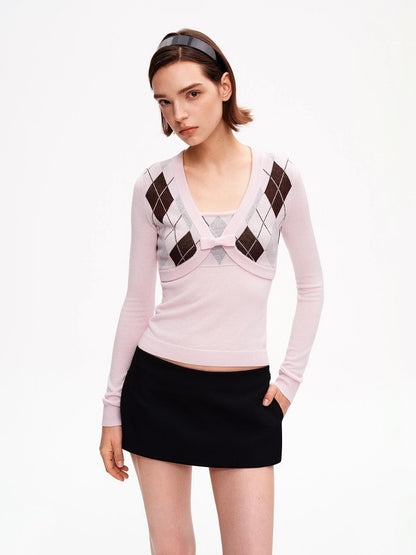STRIKE A POSE Diamond Argyle V-neck Color Block Slim Fit Knit Women&