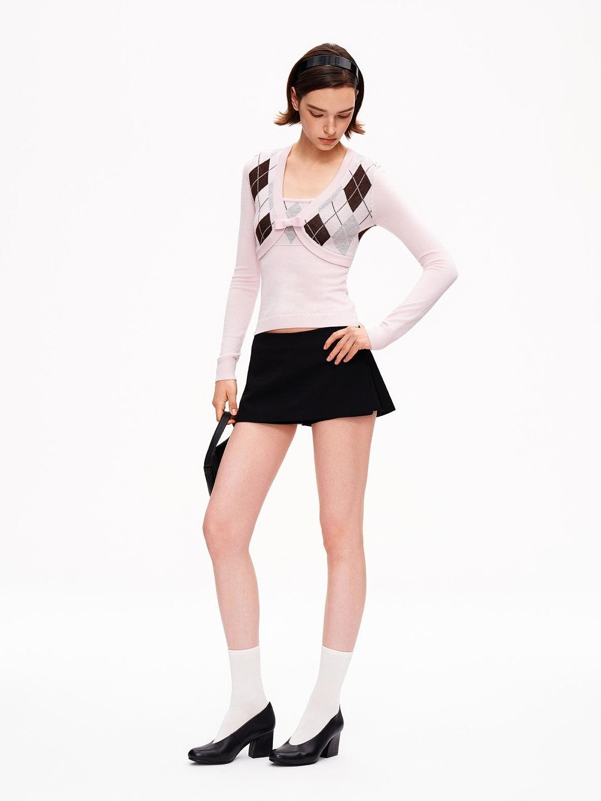 STRIKE A POSE Diamond Argyle V-neck Color Block Slim Fit Knit Women&