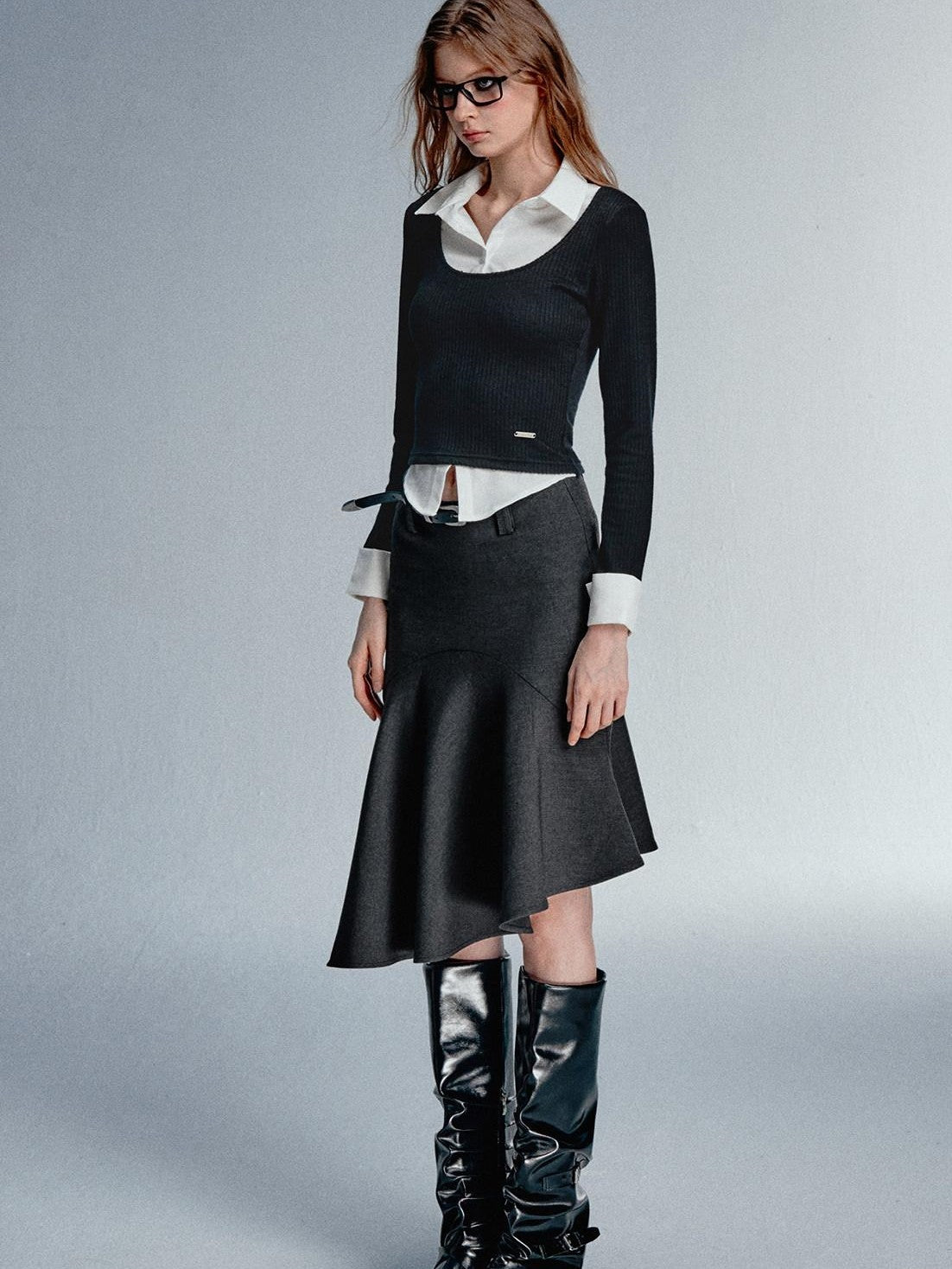 STRIKE A POSE Faux Layered U Neck Contrast Shirt Collar Women&