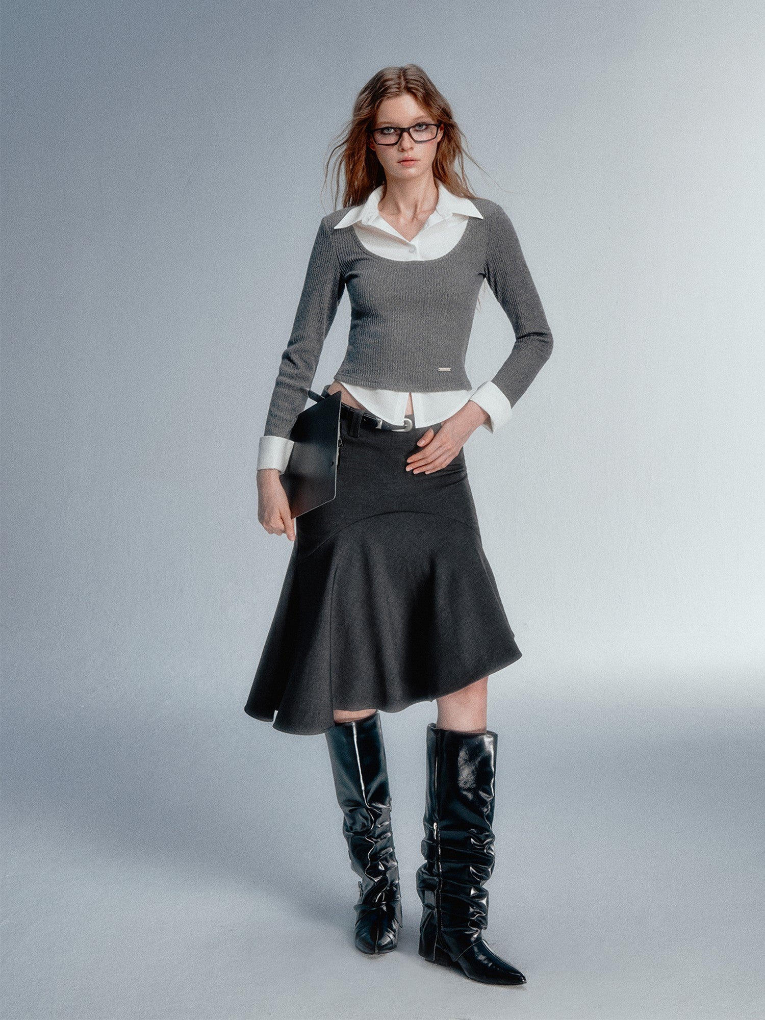 STRIKE A POSE Faux Layered U Neck Contrast Shirt Collar Women&