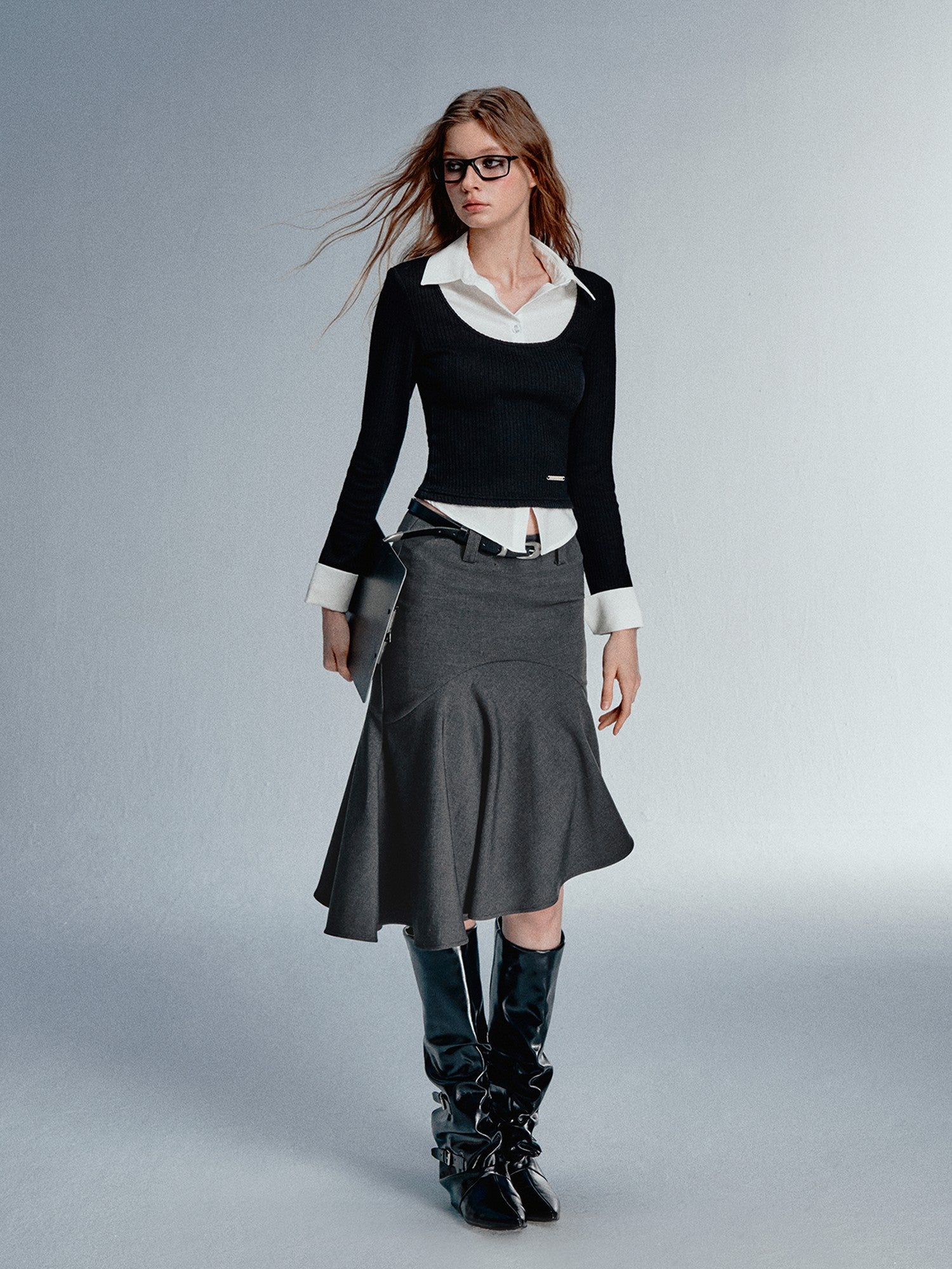 STRIKE A POSE Faux Layered U Neck Contrast Shirt Collar Women&