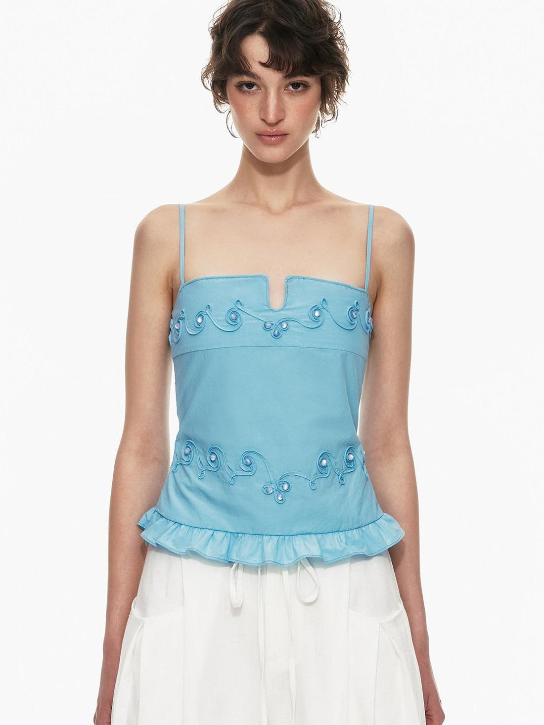 STRIKE A POSE Floral V-neck Rope Embroidery Ruffle Slim Fit Women&
