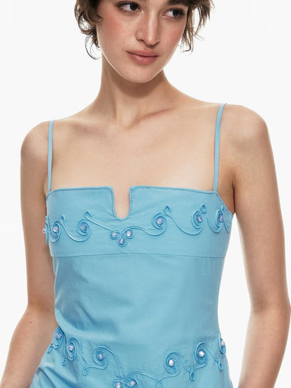 STRIKE A POSE Floral V-neck Rope Embroidery Ruffle Slim Fit Women&