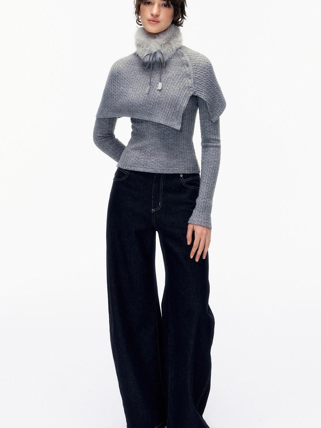 STRIKE A POSE Gray Cable Knit Fur Collar Cape Two Piece Women&