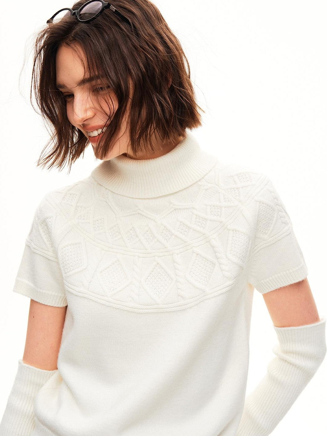 STRIKE A POSE Jacquard Raglan Sleeve Slim Fit Women&