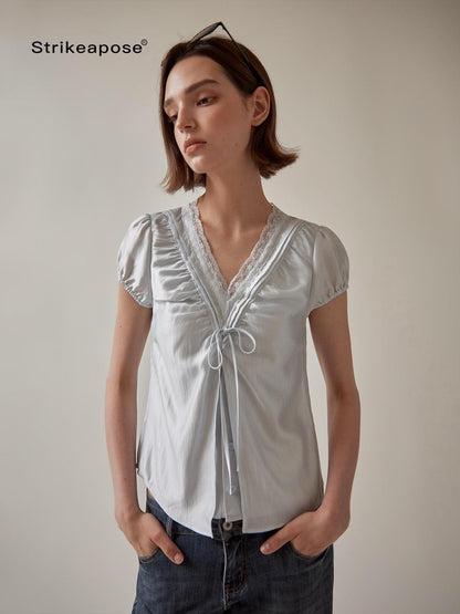 STRIKE A POSE Lace Trim V-neck Shirred Puff Sleeve Women&