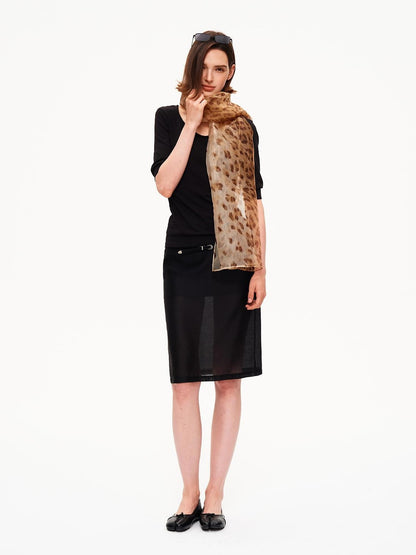 STRIKE A POSE Leopard Print Overlock Hem Women&