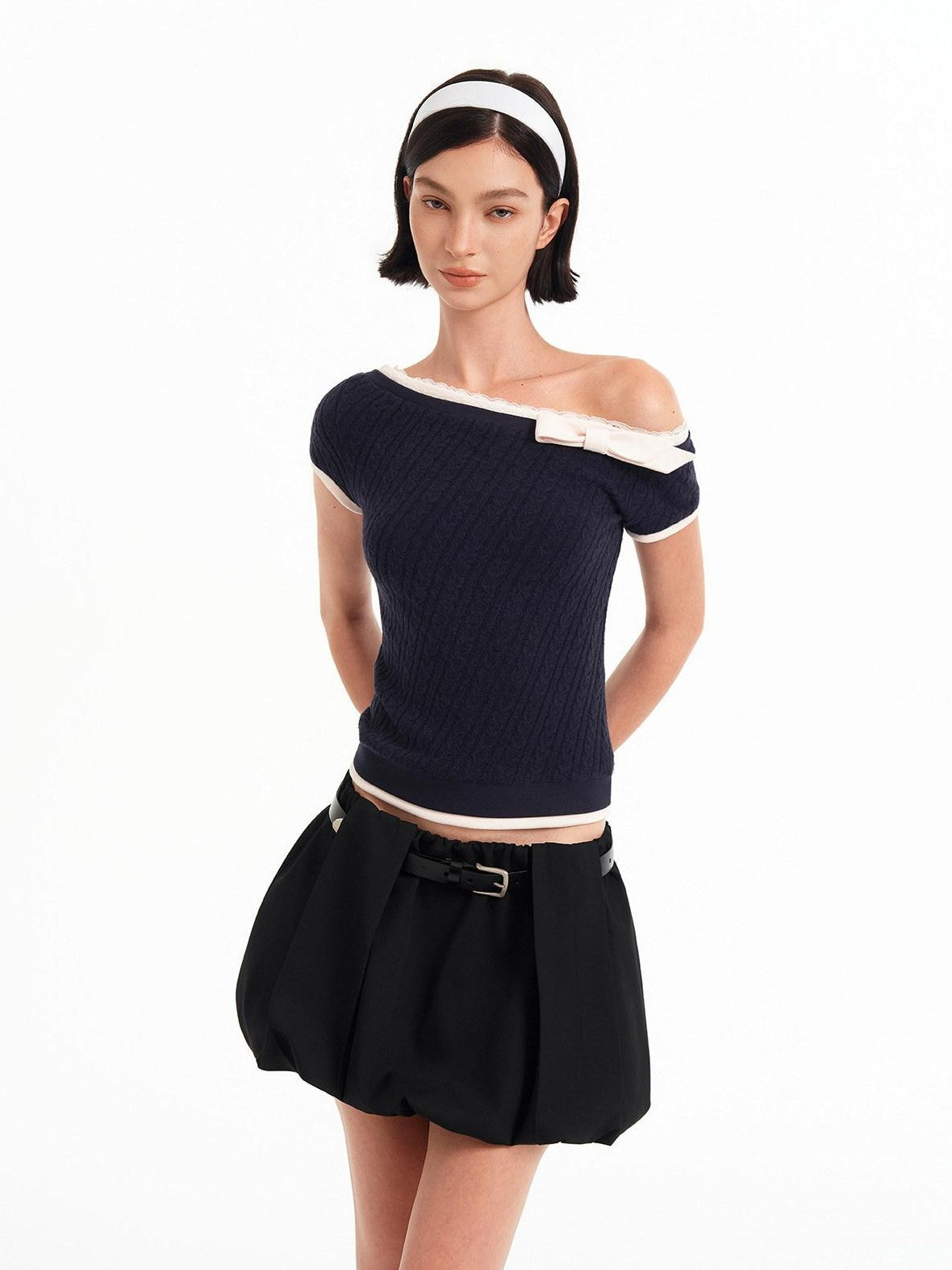 STRIKE A POSE Matte White 3d Bud Gathered Pleat High Waist Aline Women&