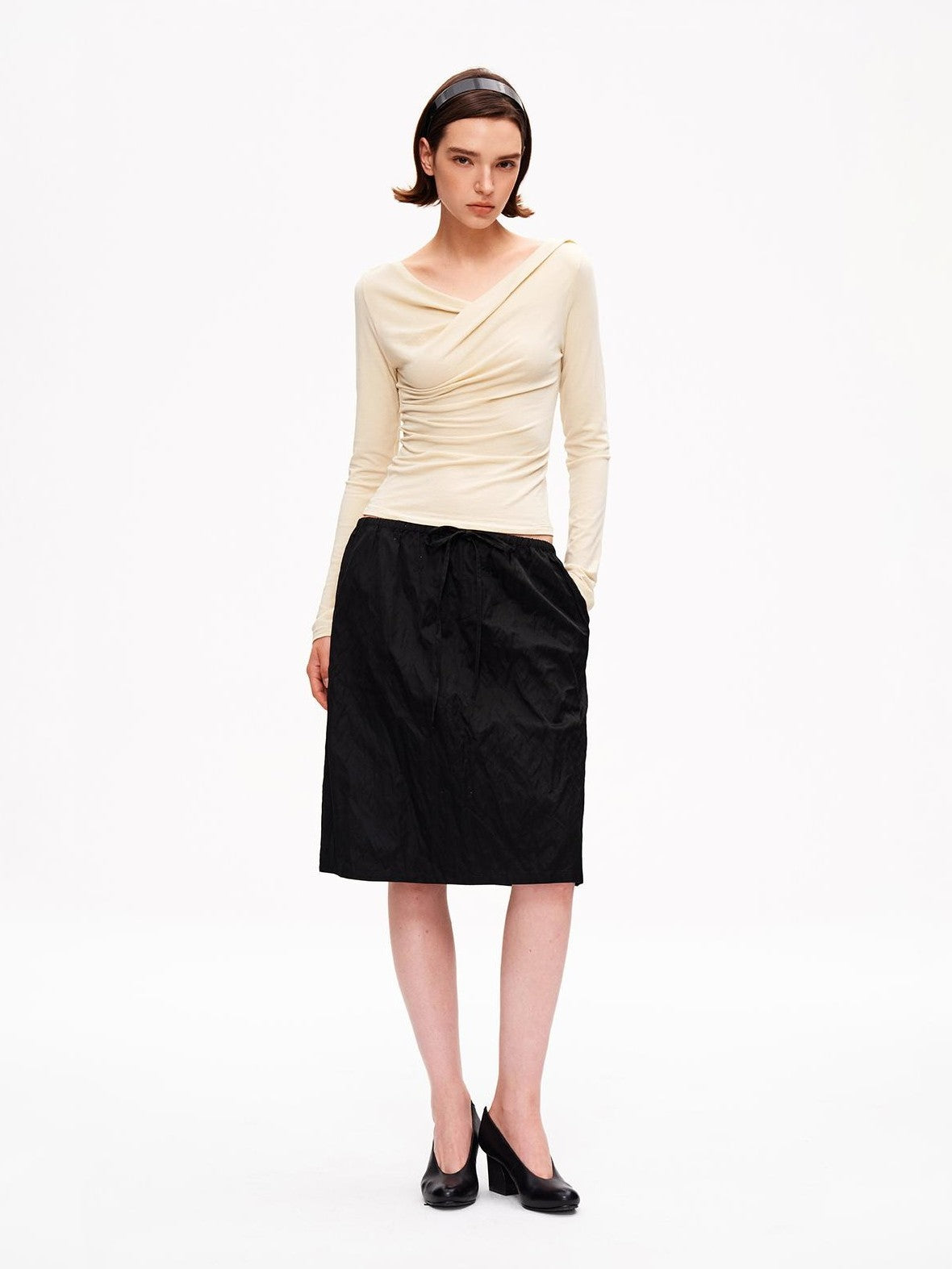 STRIKE A POSE Metallic Textured Pleated Drawstring Women&