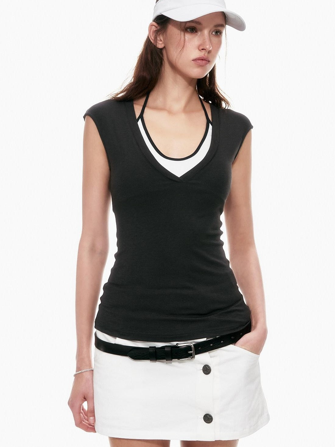 STRIKE A POSE Minimal V-neck Slim Fit Stretch Lightweight Viscose Women&
