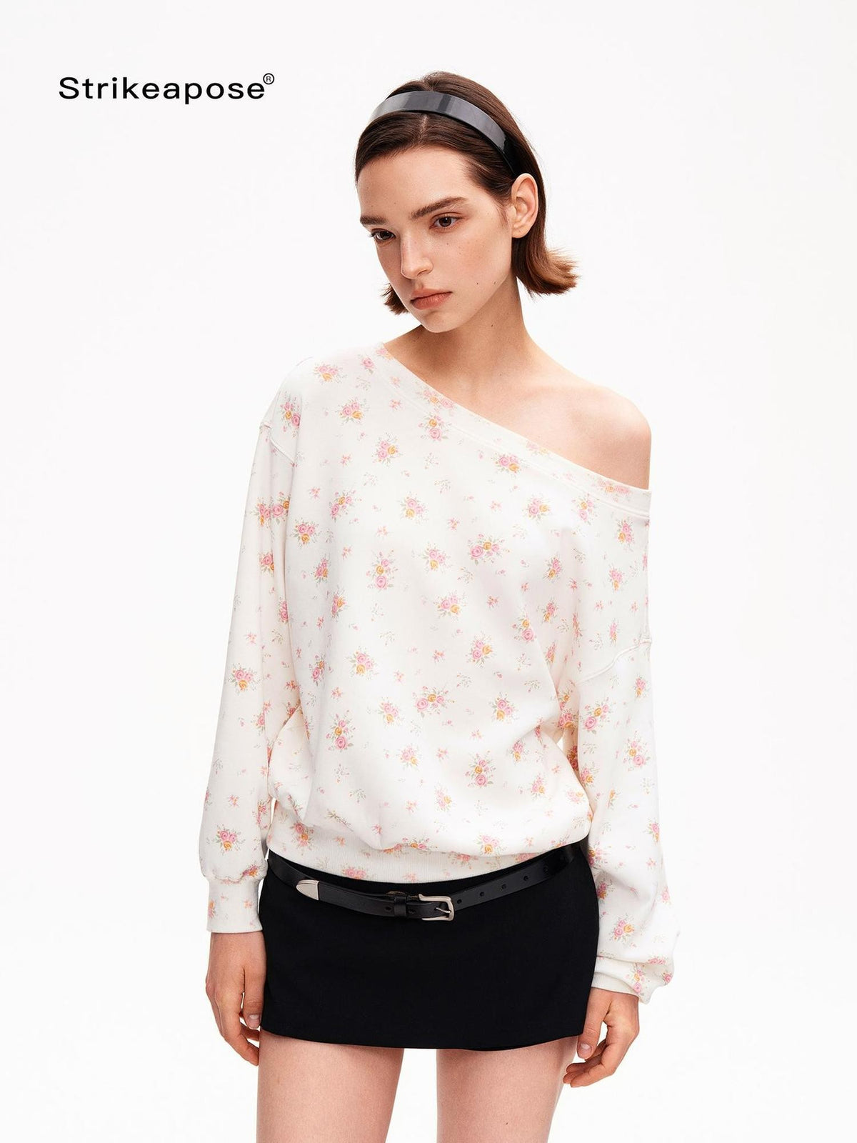 STRIKE A POSE One Shoulder Floral Print Women&