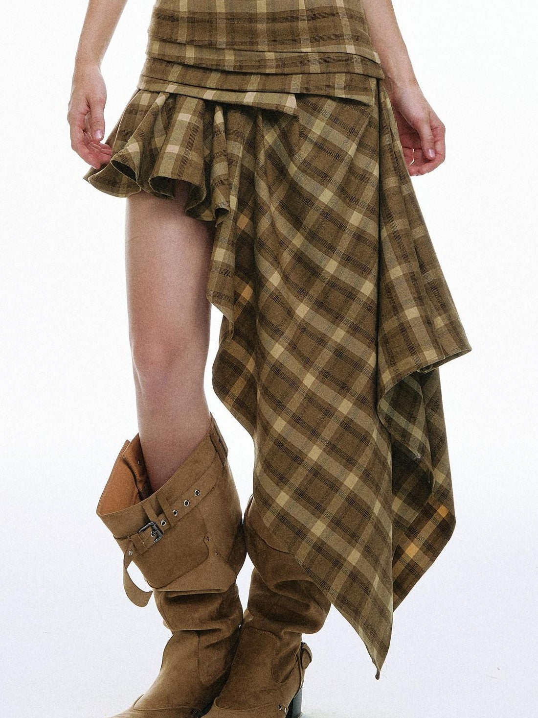 STRIKE A POSE Plaid Vintage Asymmetric Hand Pleated Women&