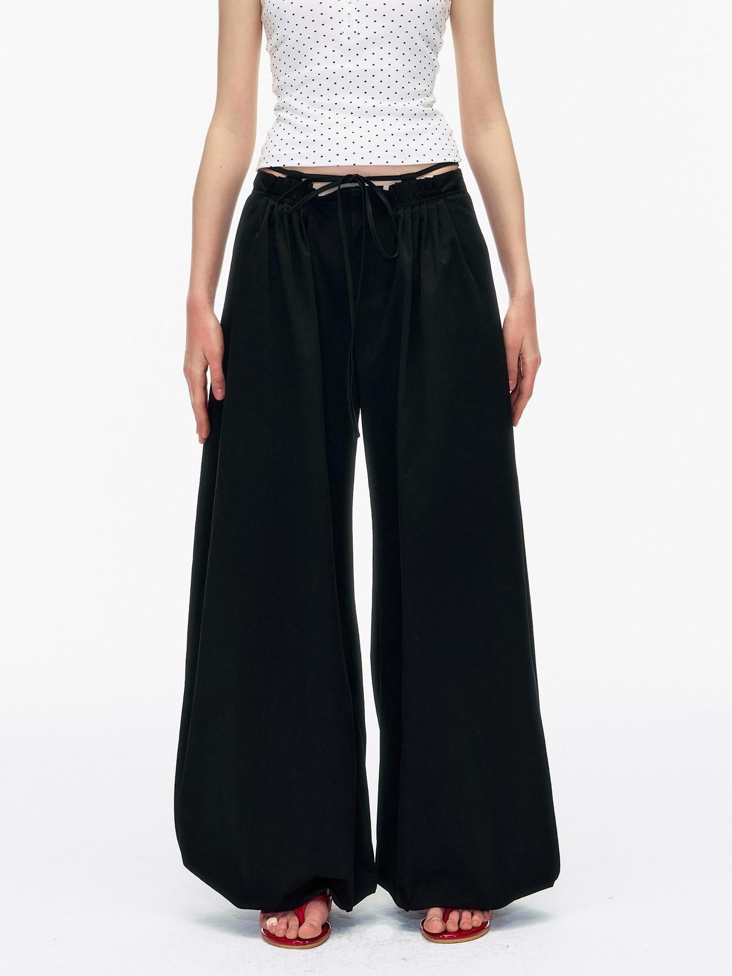 STRIKE A POSE Pleated Drawstring Tulip Cargo Women&