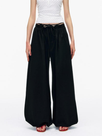 STRIKE A POSE Pleated Drawstring Tulip Cargo Women&