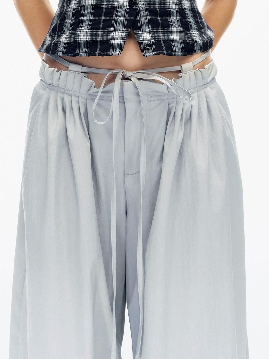 STRIKE A POSE Pleated Drawstring Tulip Cargo Women&