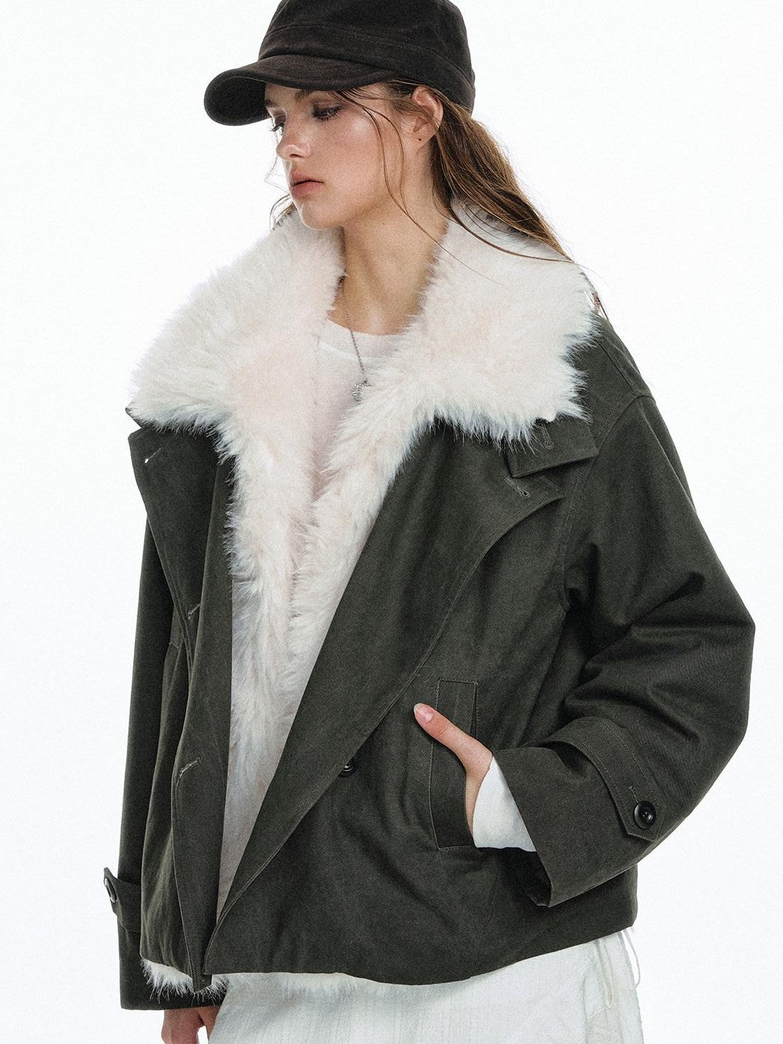 STRIKE A POSE Retro Colorblock Large Fur Collar Oversized Women&