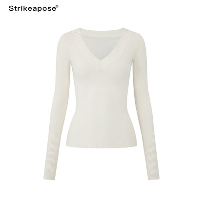 STRIKE_A_POSE_Ribbed_Trim_V-neck_Solid_Wool_Women&