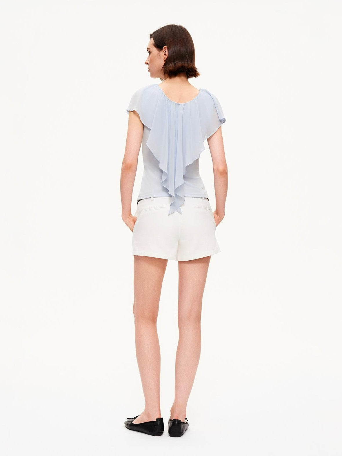 STRIKE A POSE Ruffle Trim V-neck Knit Lyocell Women&