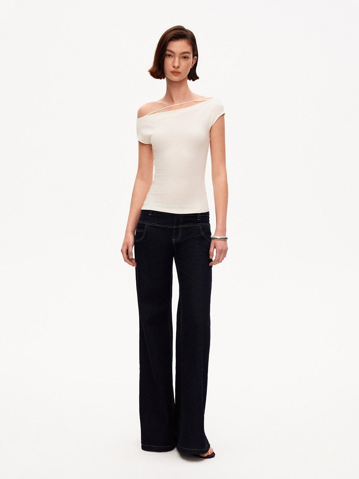 STRIKE A POSE Soft Wool Knit Asymmetrical Slim Women&