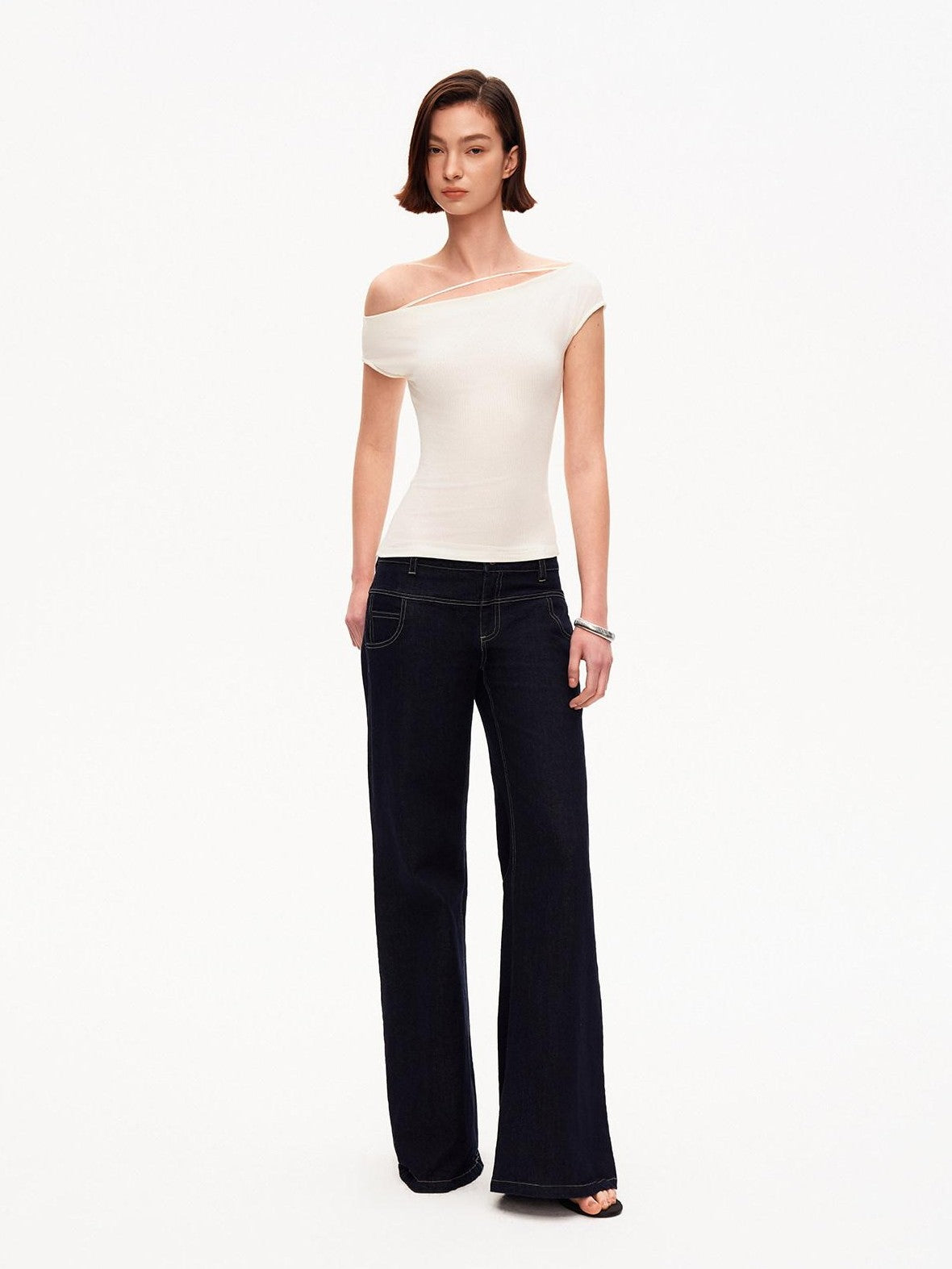 STRIKE A POSE Soft Wool Knit Asymmetrical Slim Women&