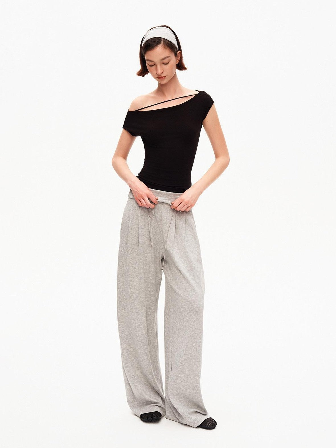 STRIKE A POSE Soft Wool Knit Asymmetrical Slim Women&