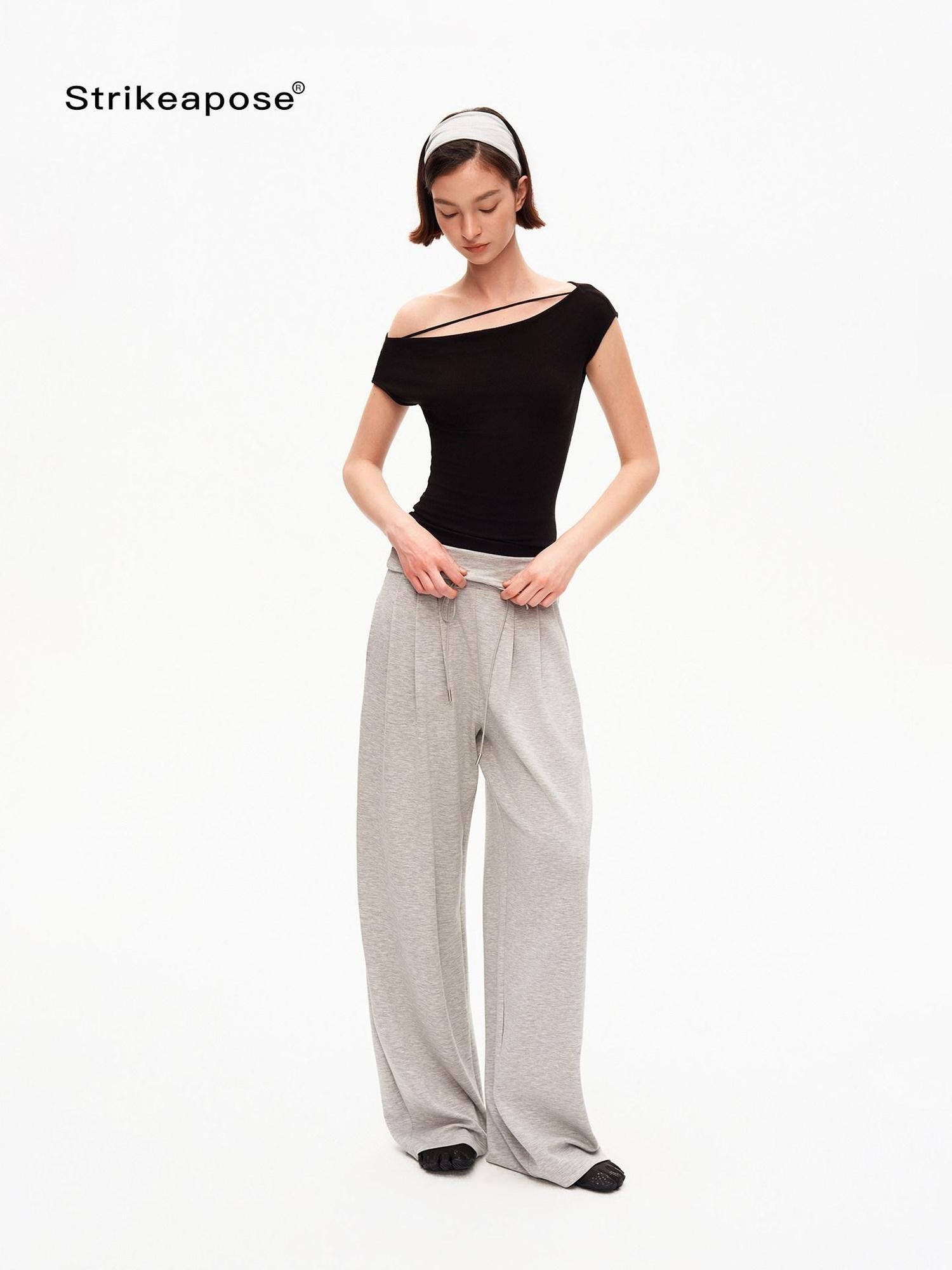 STRIKE A POSE Soft Wool Knit Asymmetrical Slim Women&