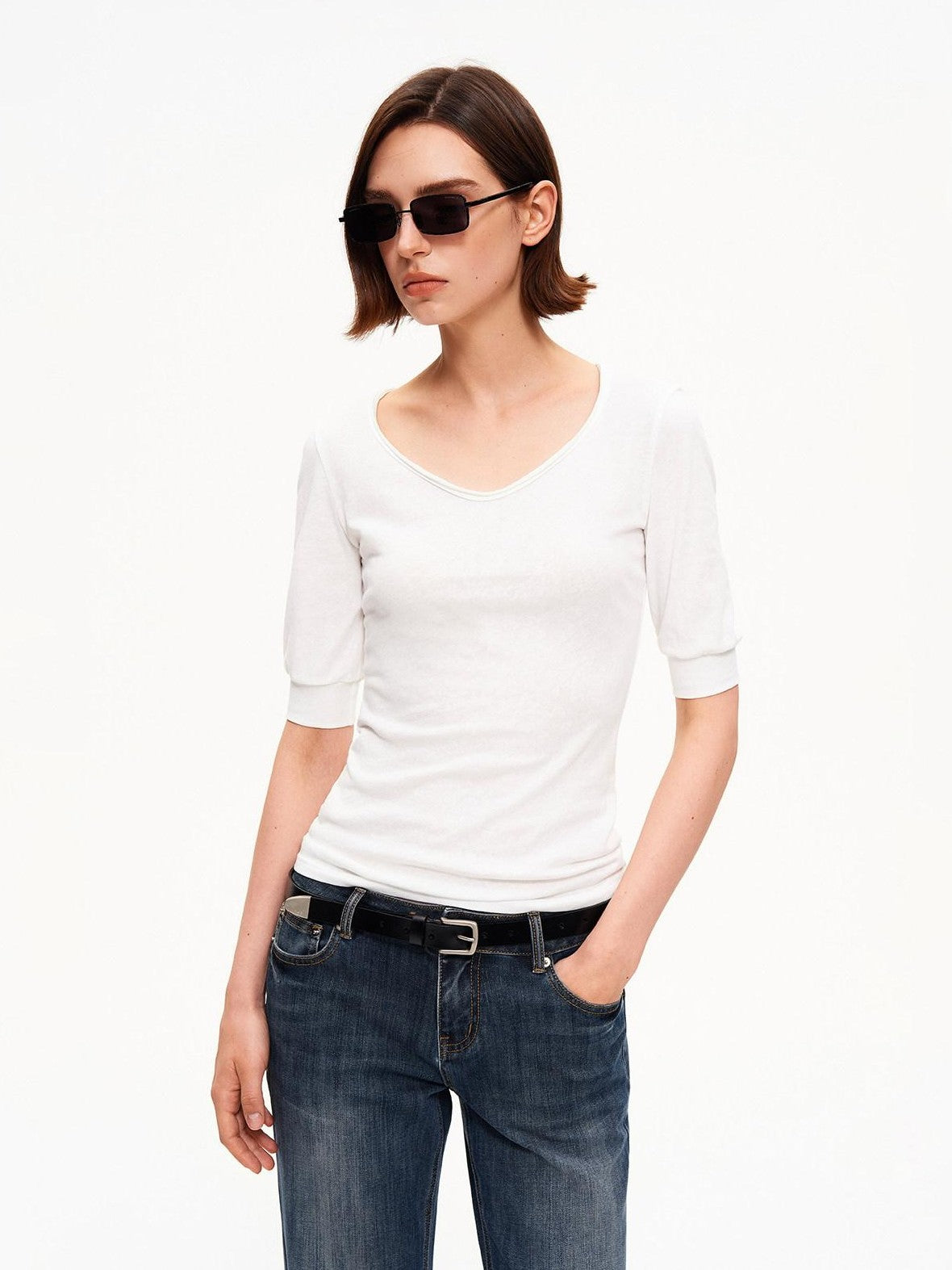 STRIKE A POSE Solid U Neck Cuffed Half Slim Waist Women&