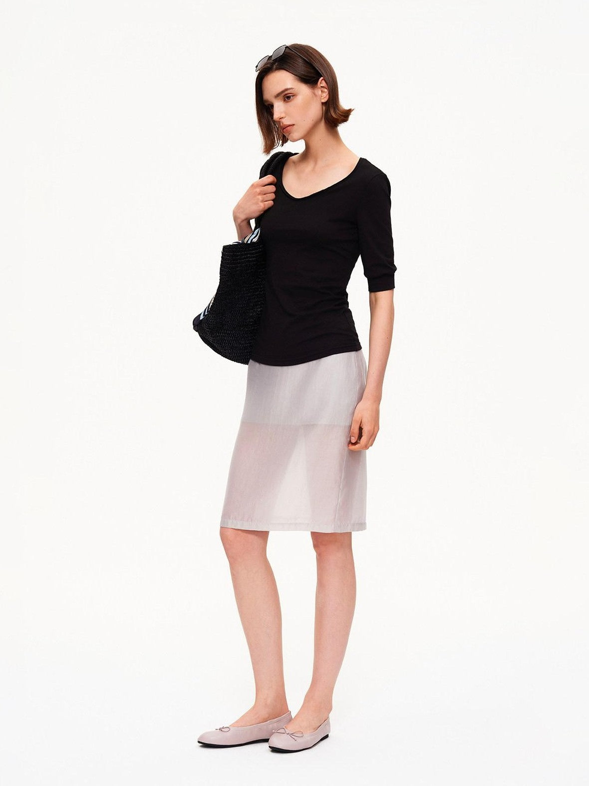 STRIKE A POSE Solid U Neck Cuffed Half Slim Waist Women&