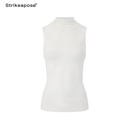 STRIKE_A_POSE_Subtle_Back_Reveal_Mock_Neck_Slim_Knit_Women&
