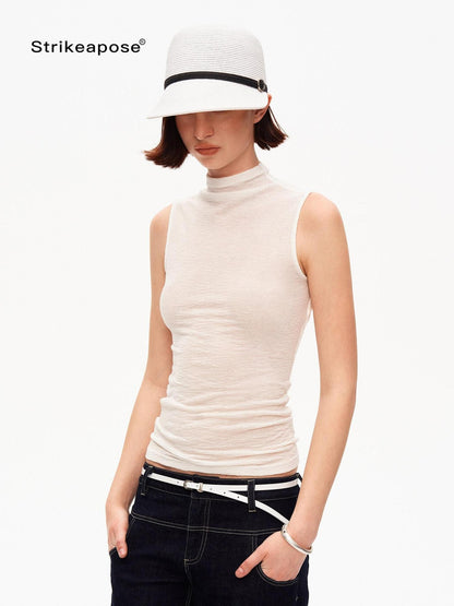 STRIKE A POSE Subtle Back Reveal Mock Neck Slim Knit Women&