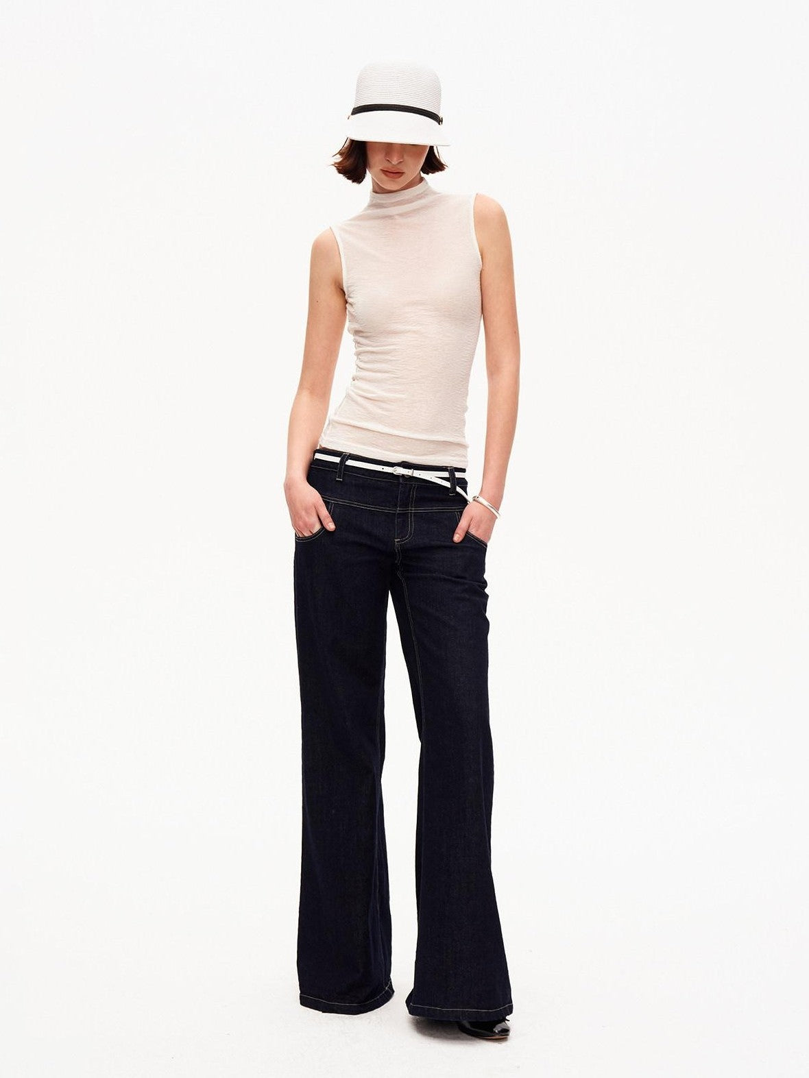 STRIKE A POSE Subtle Back Reveal Mock Neck Slim Knit Women&