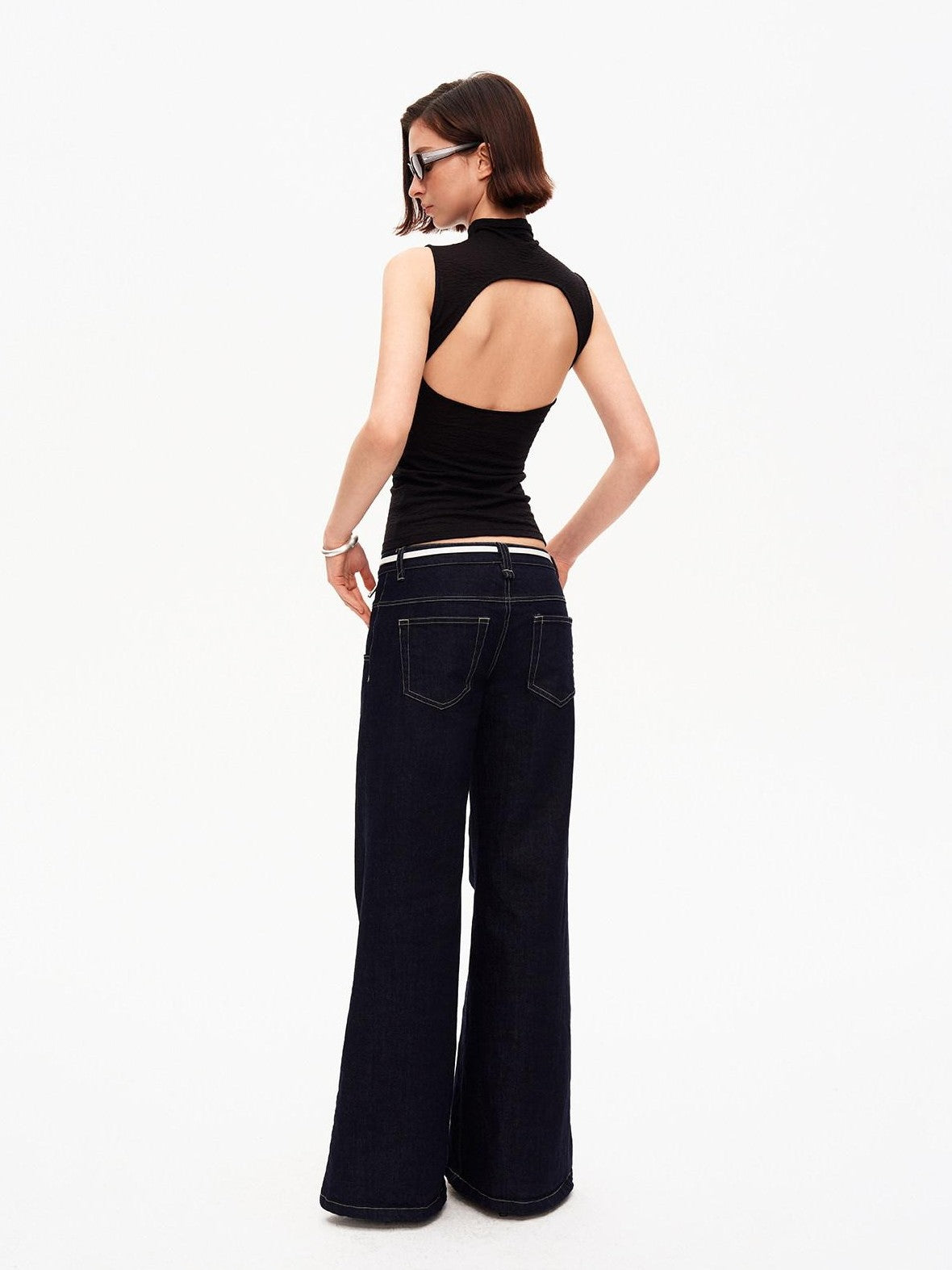 STRIKE A POSE Subtle Back Reveal Mock Neck Slim Knit Women&