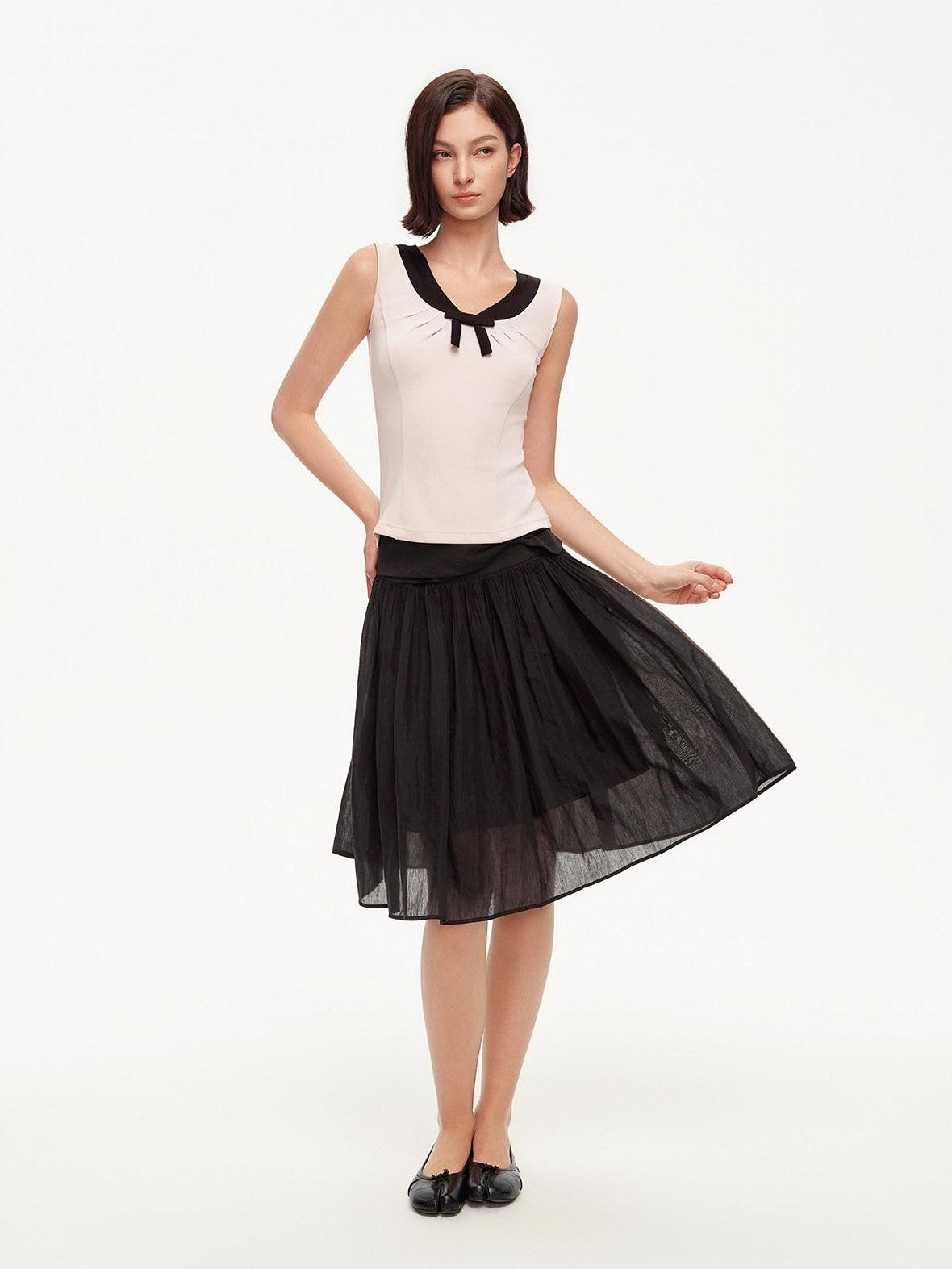 STRIKE A POSE Textured Bow Asymmetric Twist Side Zip Ballet Women&