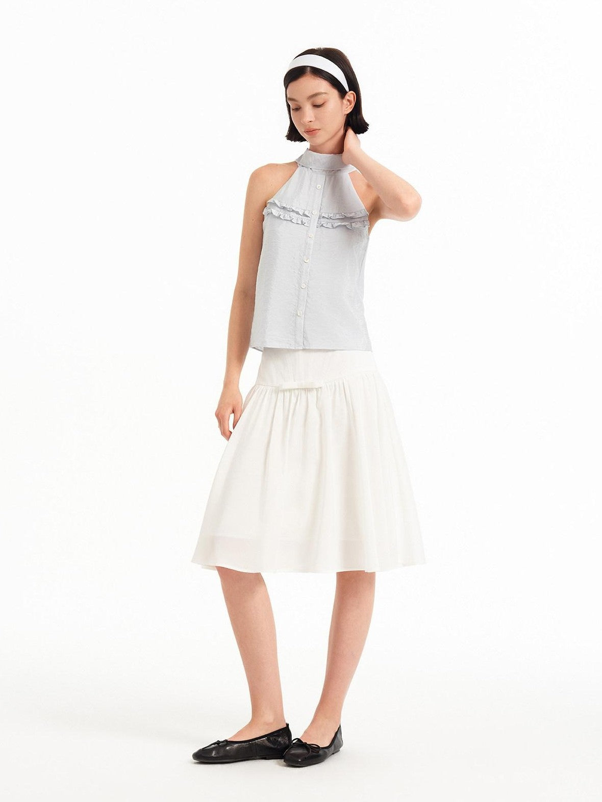 STRIKE A POSE Textured Convertible Stand Collar Ruffle Button Slim Women&