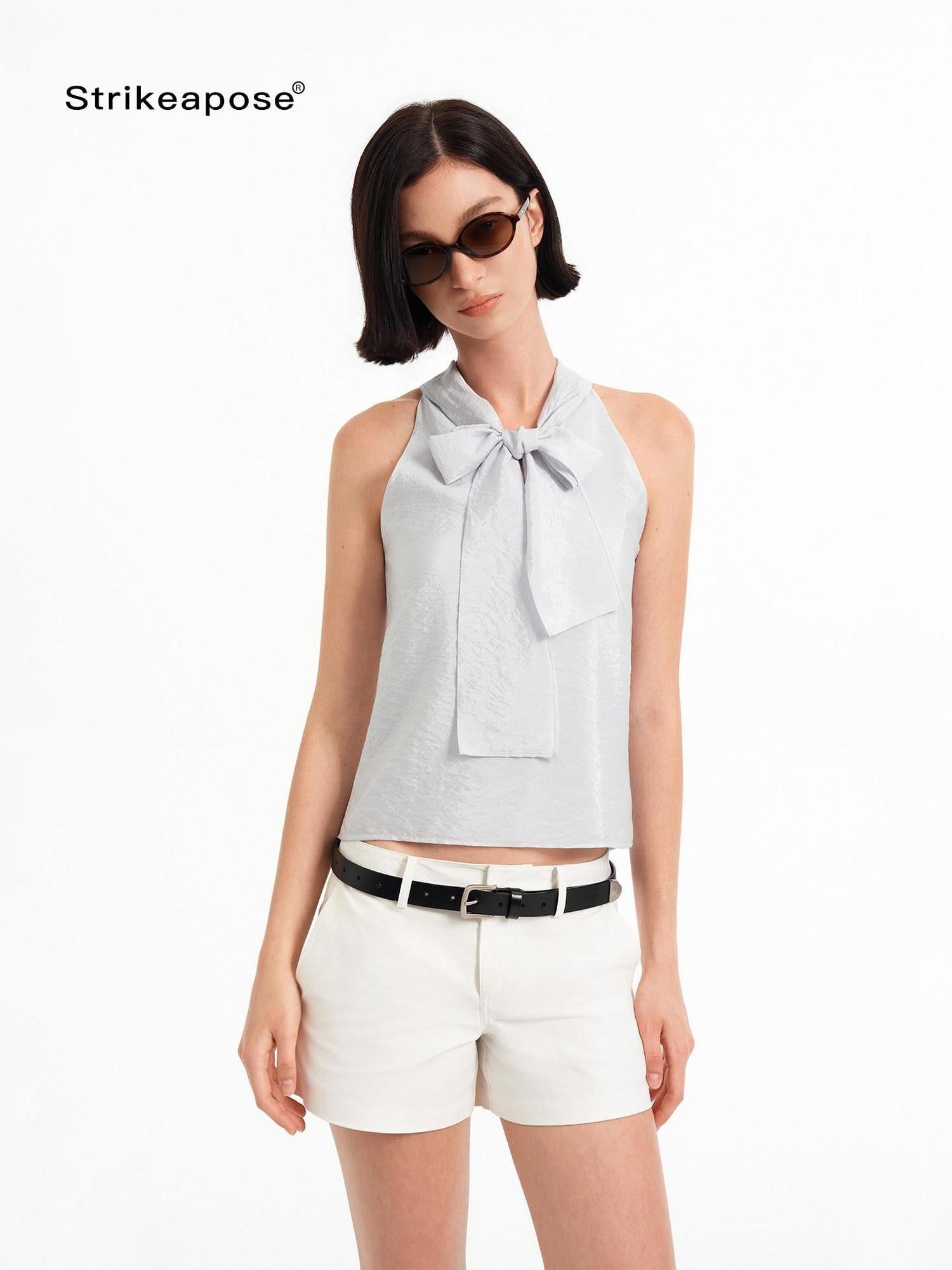 STRIKE A POSE Textured Convertible Stand Collar Ruffle Button Slim Women&