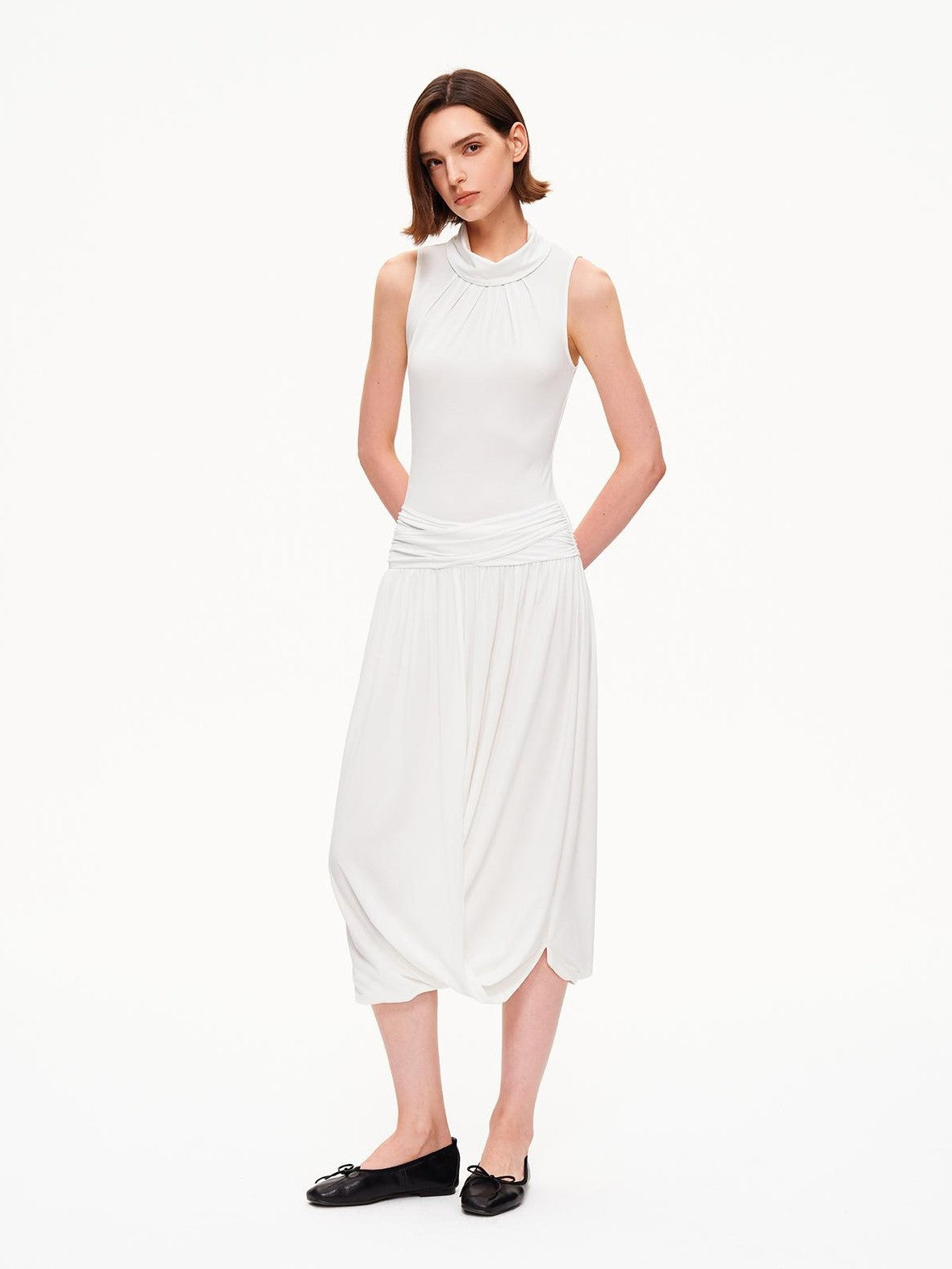 STRIKE A POSE Textured Sleeveless Mock Neck Fitted Waist Women&