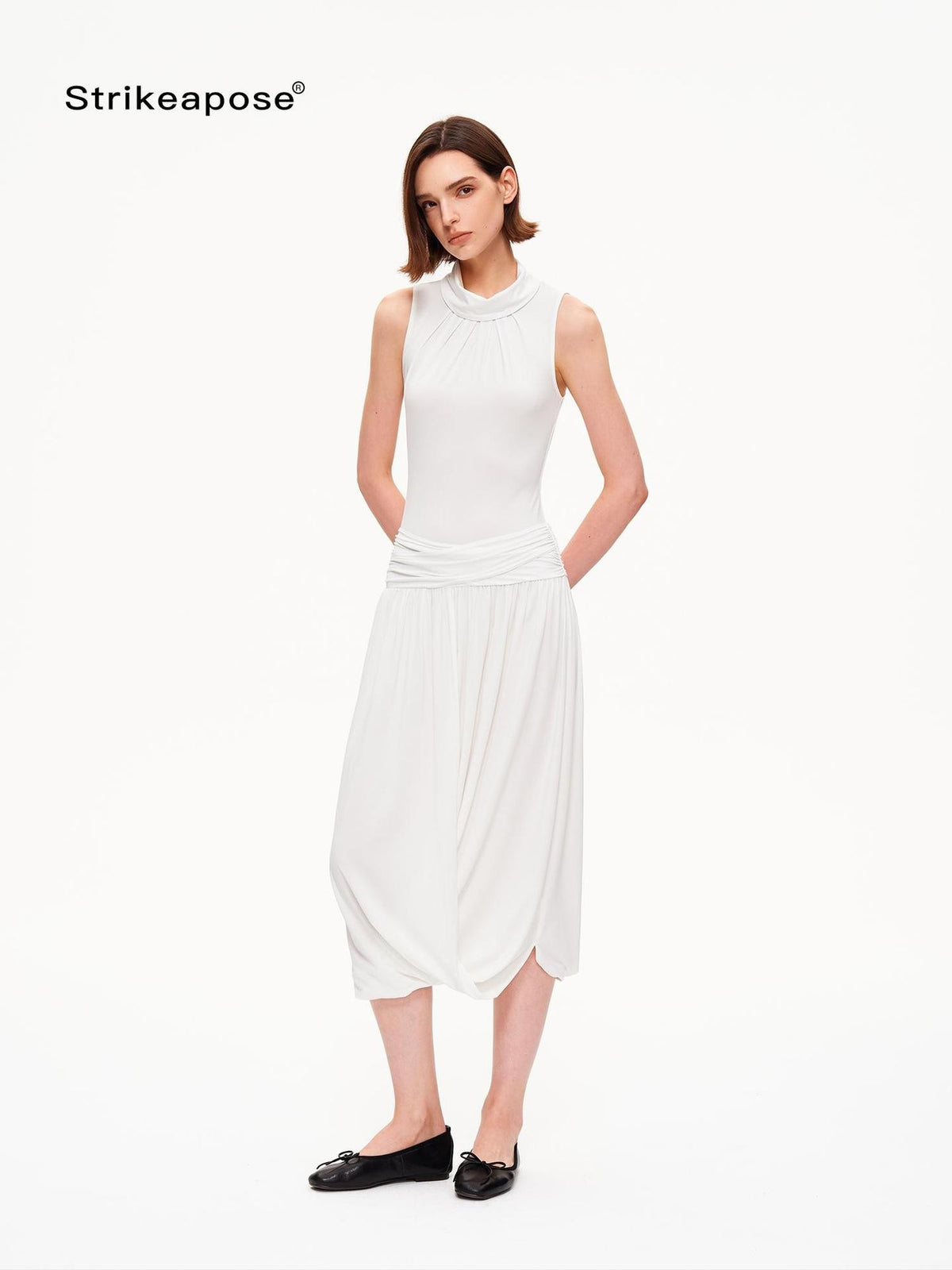 STRIKE A POSE Textured Sleeveless Mock Neck Fitted Waist Women&