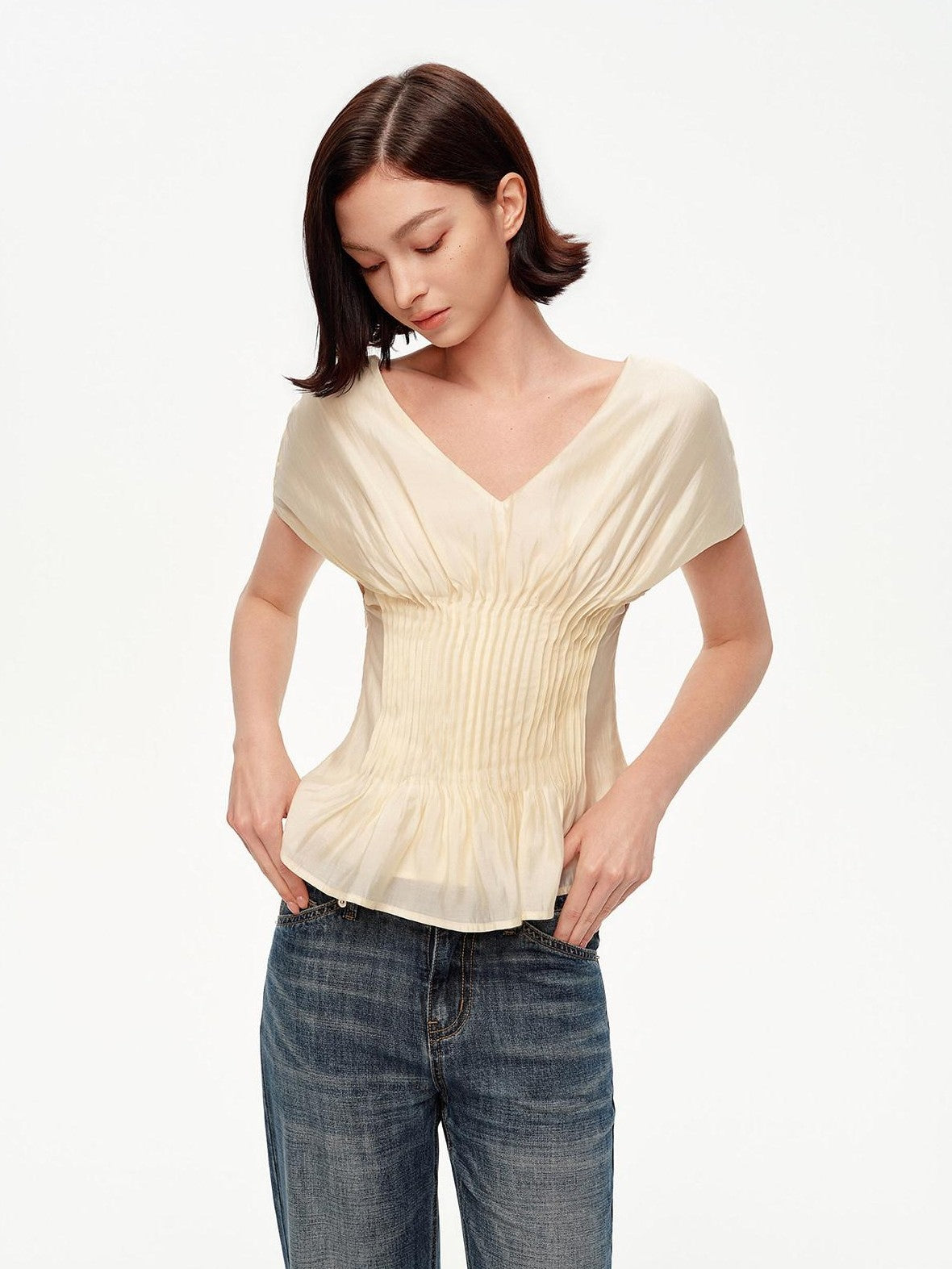 STRIKE A POSE Textured V-neck Waist Tuck 3d Tailored Women&