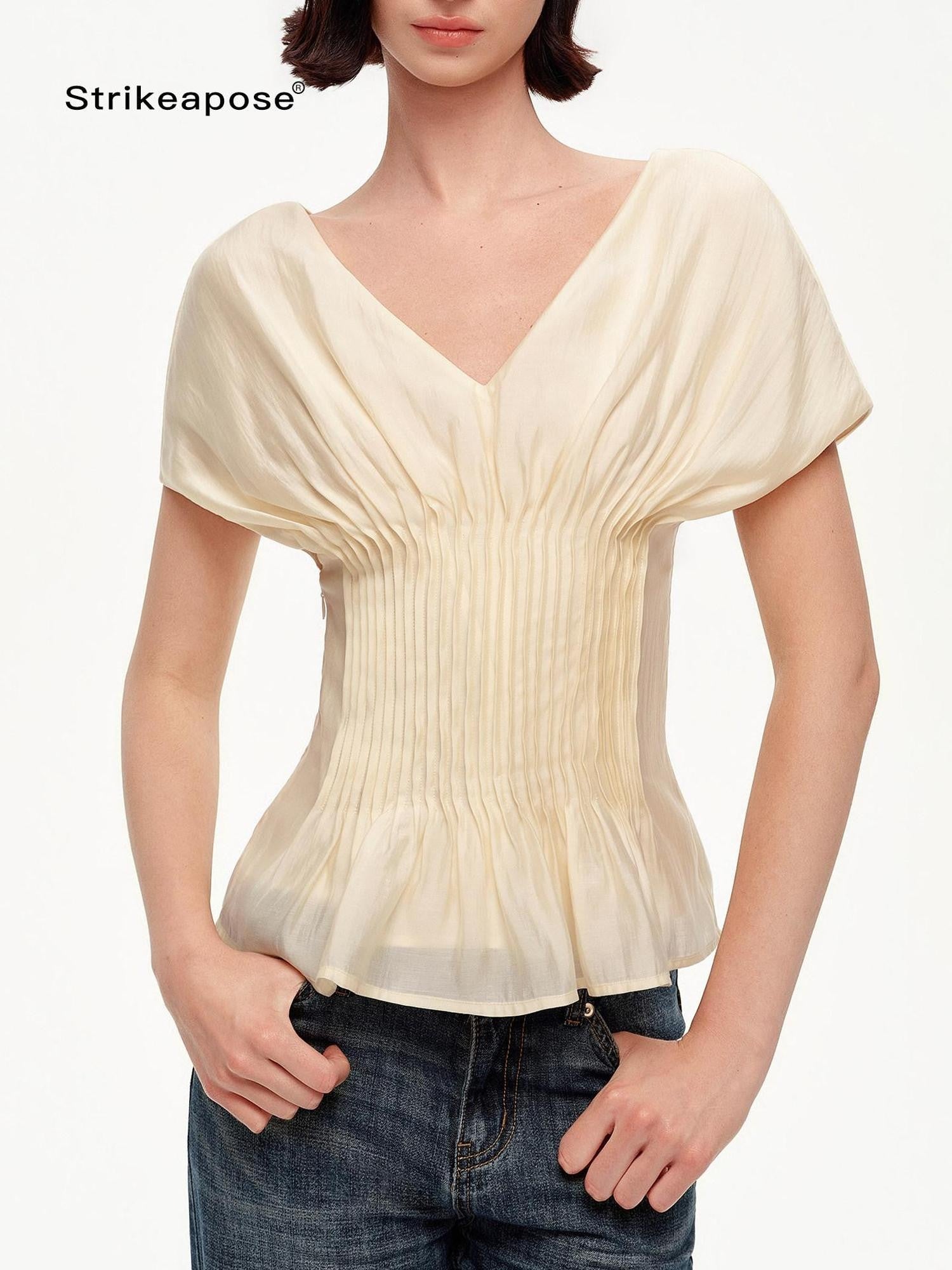 STRIKE A POSE Textured V-neck Waist Tuck 3d Tailored Women&