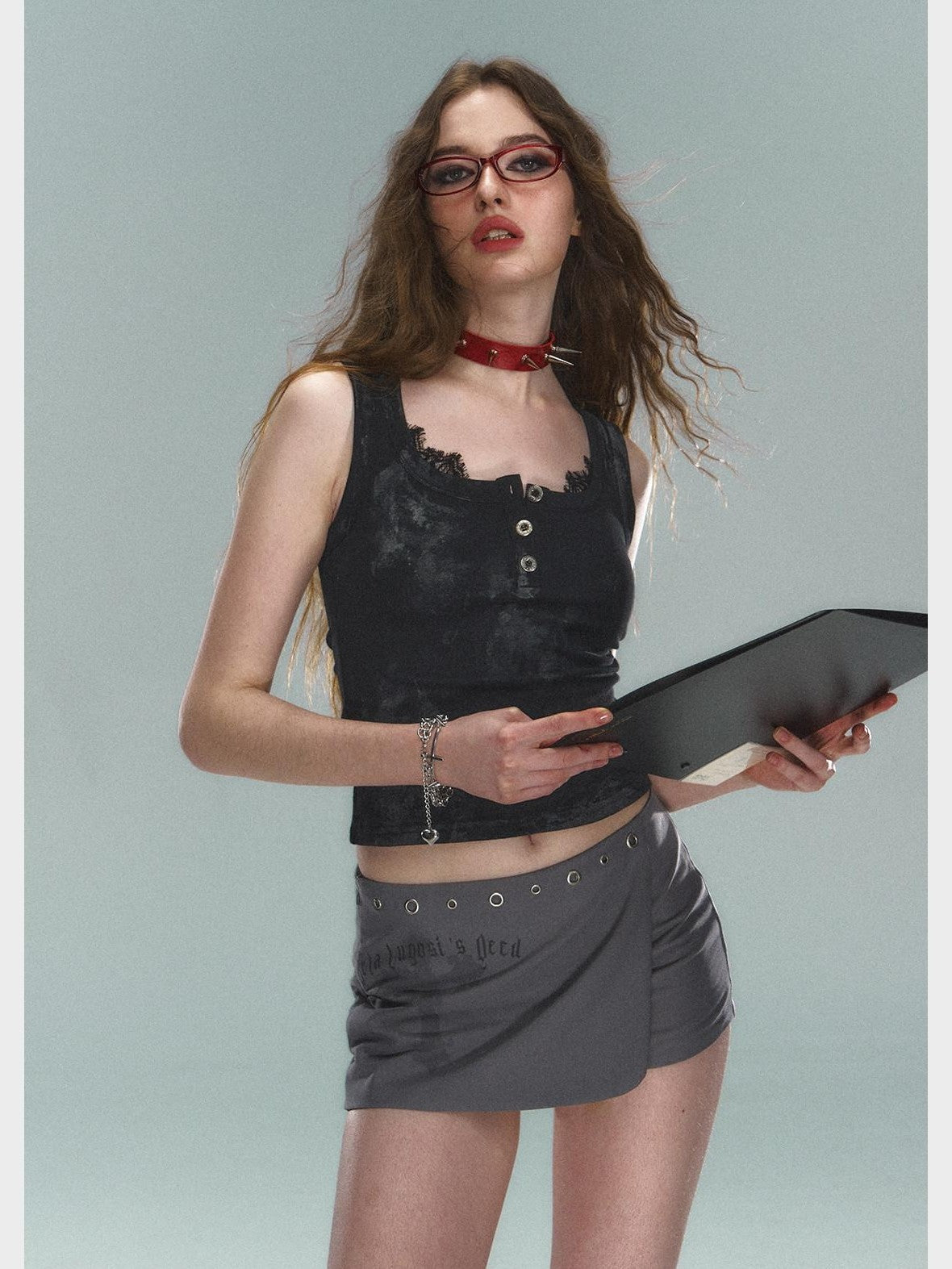 STRIKE A POSE Thorn Rose Foil Print Dark Pattern Lace Splice Women&